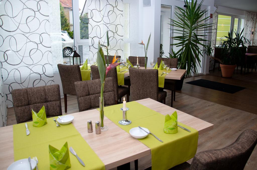 Sachsenross Hotel 4*