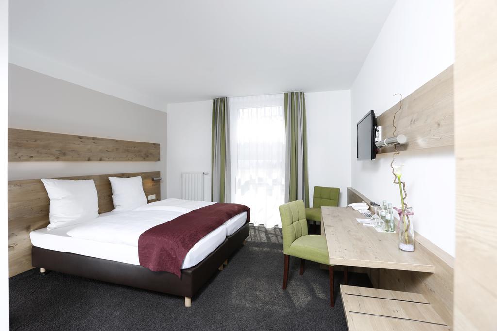 Hotel Sachsenross 4*