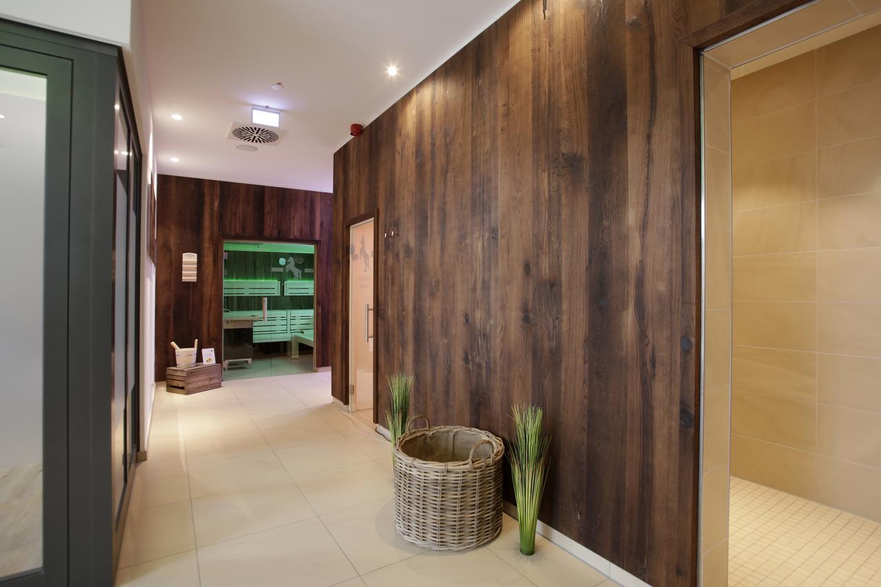 Hotel Sachsenross 4*